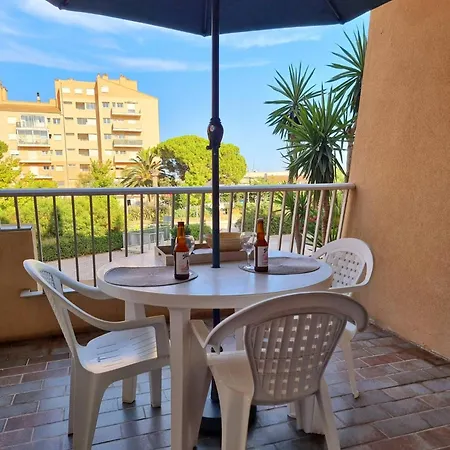 Daire Palermo' - Port D'hyeres Air-conditioned & Wifi *
