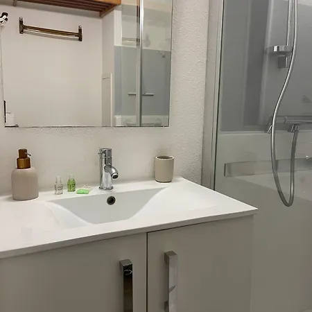 Palermo' - Port D'hyeres Air-conditioned & Wifi Appartement *
