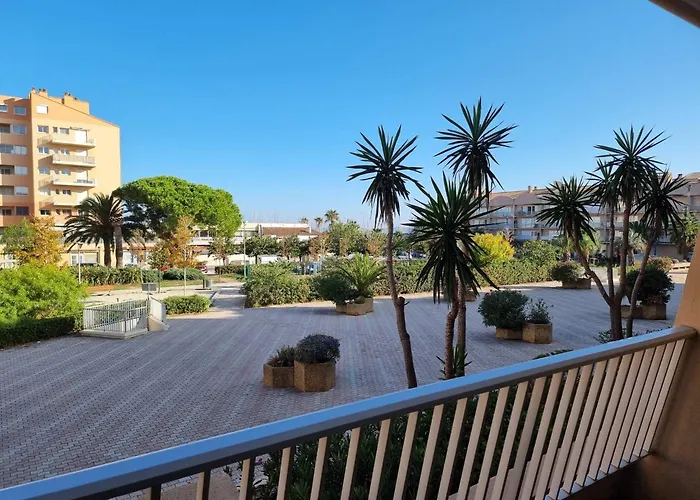 Palermo' - Port D'hyeres Air-conditioned & Wifi * Hyères